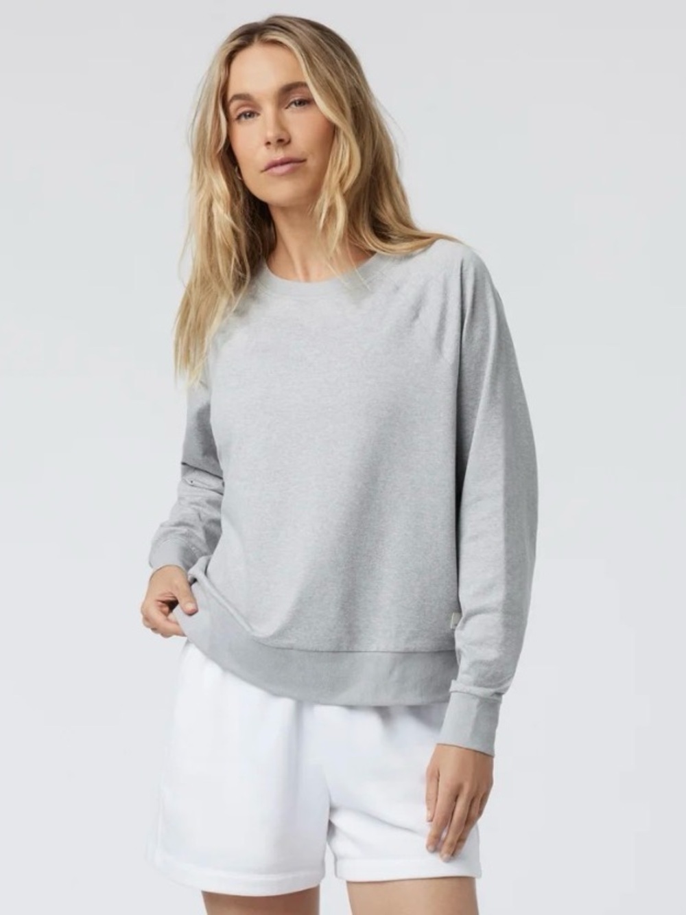 Vuori Halo Crew Long Sleeve  ( NEW) Size Small